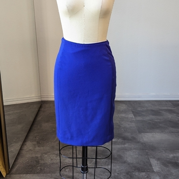 H&M Dresses & Skirts - ✨4 for $20✨ H&M High Waisted Pencil Skirt Blue 4 Business casual Work office